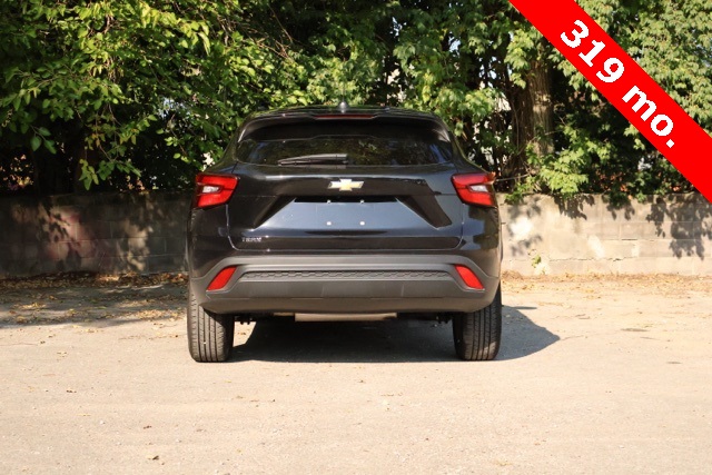 2024 Chevrolet Trax LS photo 13