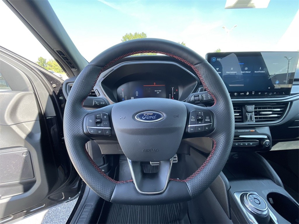2024 Ford Escape ST-Line photo 10