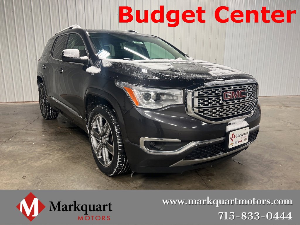 2017 GMC Acadia Denali's photo