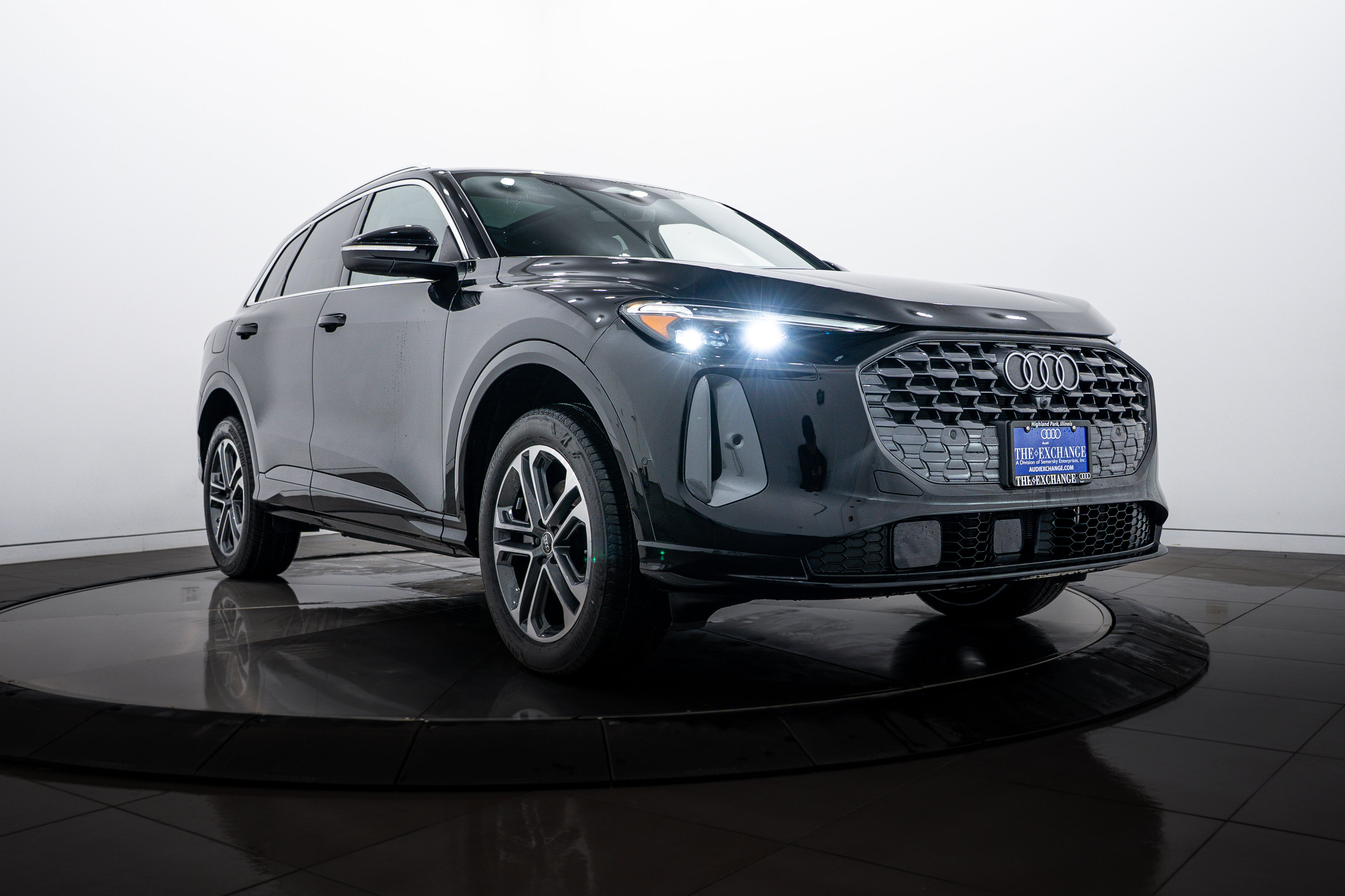 2025 Audi New Q5 Premium Plus's photo