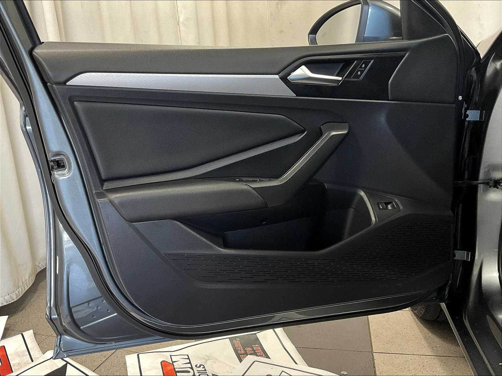2019 Volkswagen Jetta SE photo 7