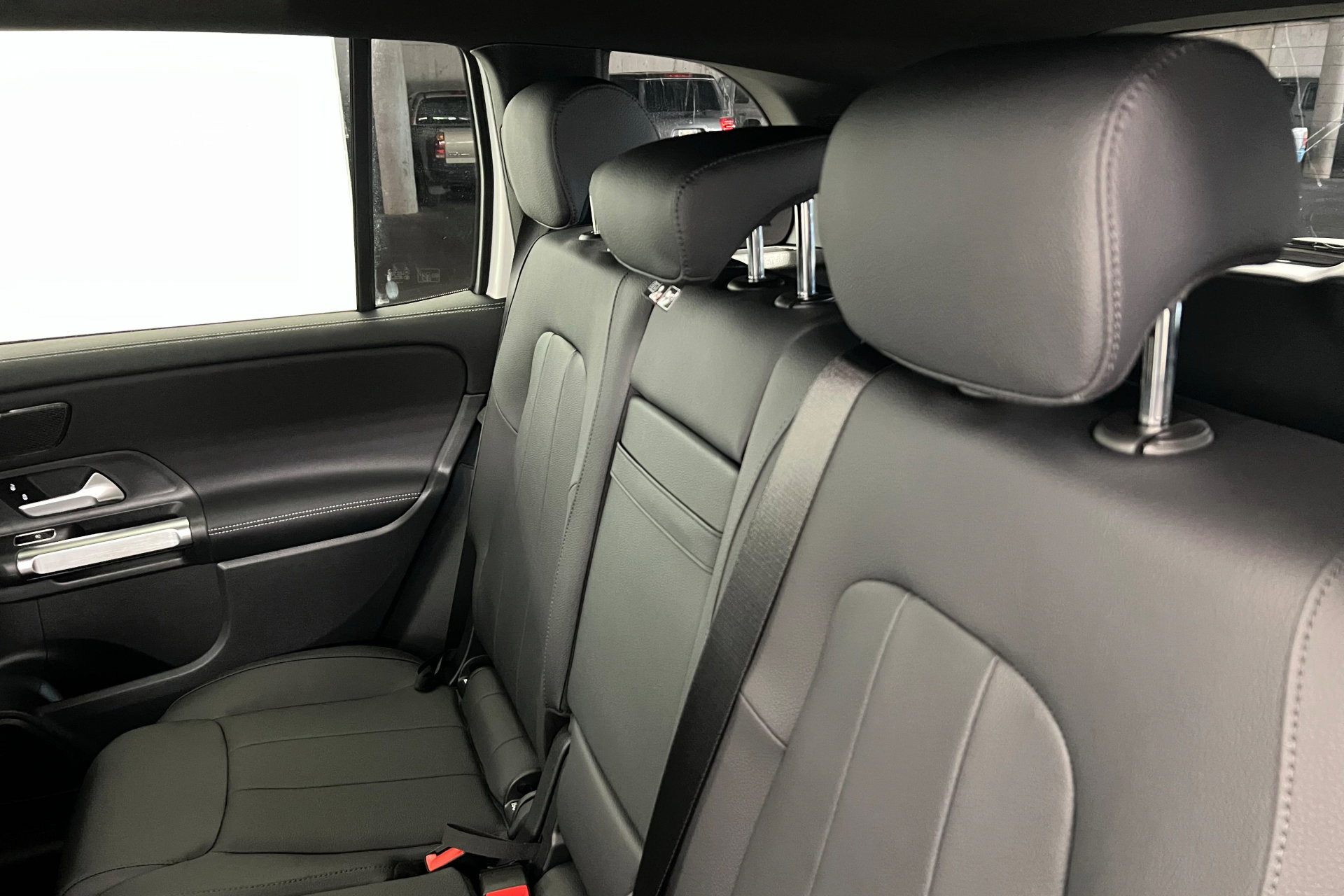 2026 Mercedes Benz GLB 250 4MATIC photo 20
