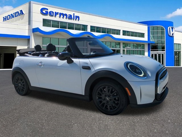 2024 Mini Cooper Signature photo 2