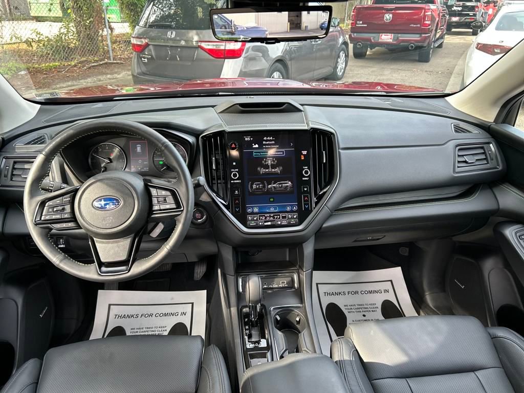 2025 Subaru Ascent Onyx Edition Touring photo 19