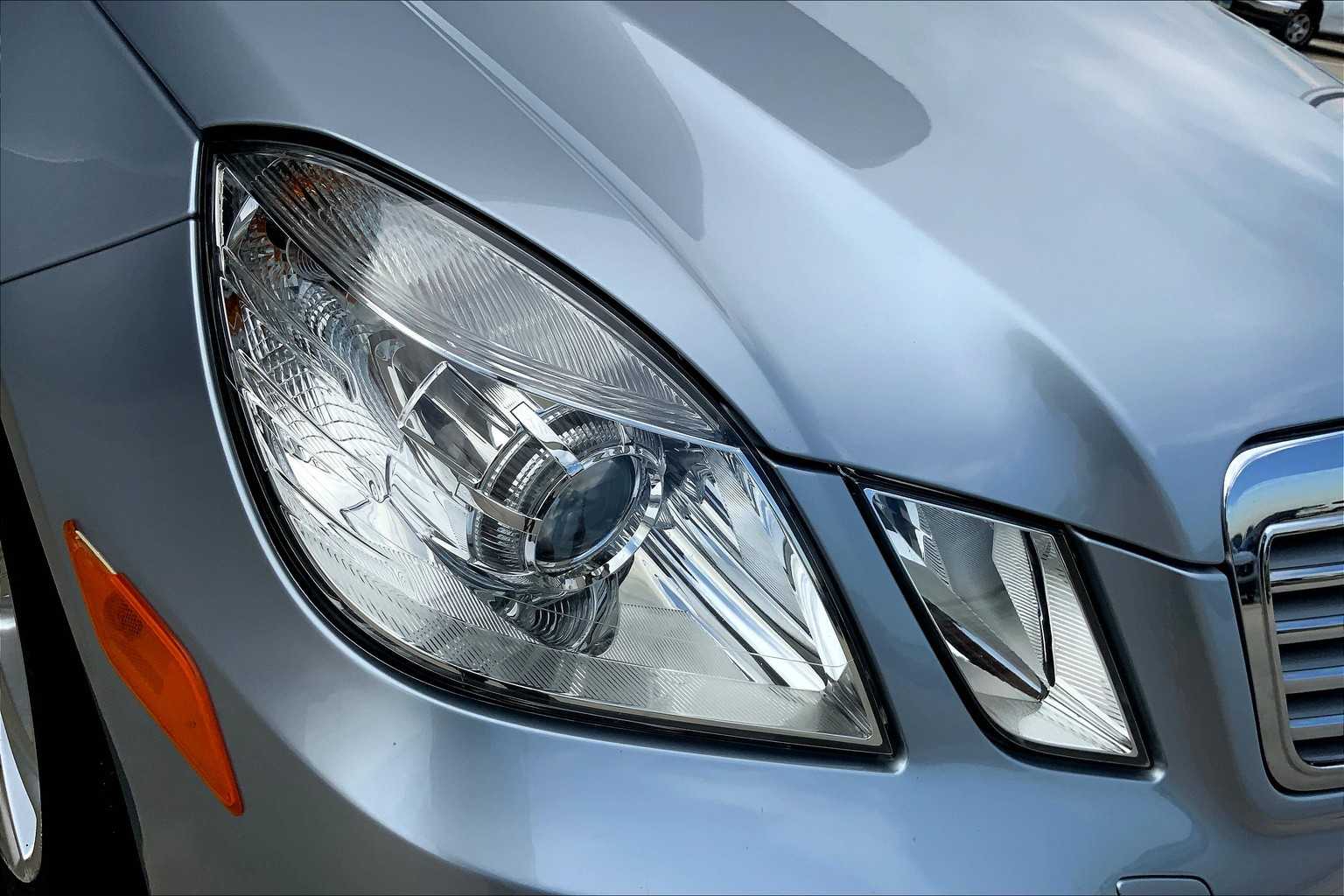 2013 Mercedes Benz E 350 photo 23