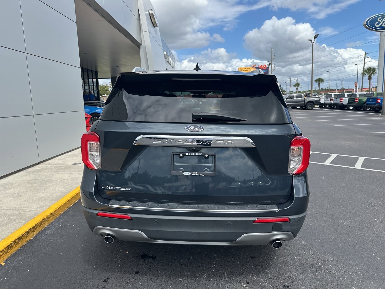 2022 Ford Explorer Limited photo 4
