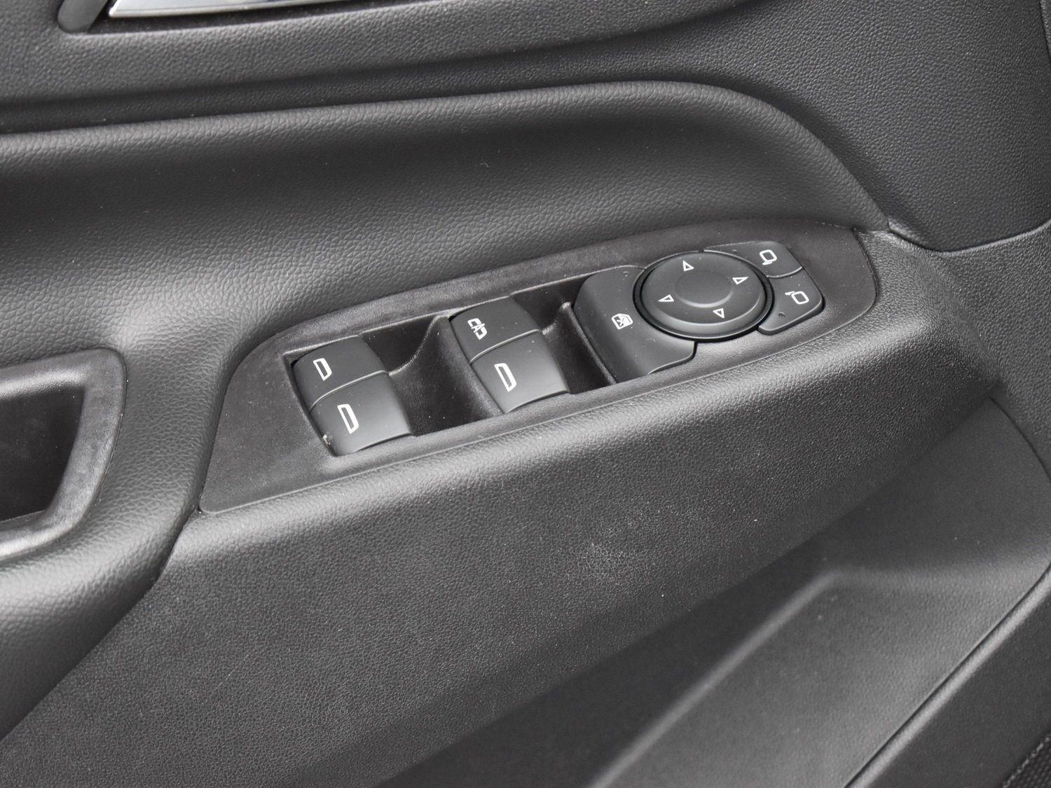 2020 Chevrolet Equinox LT photo 14