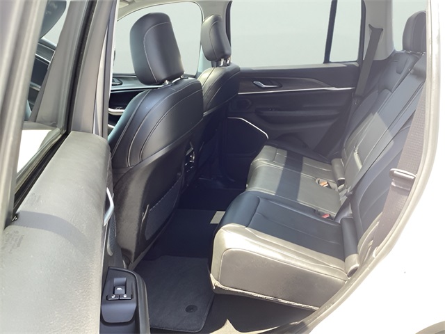 2023 Jeep Cherokee Sport photo 19