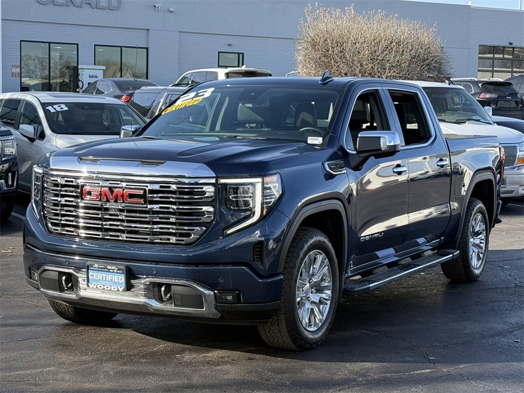 2023 GMC SIERRA - Image 3