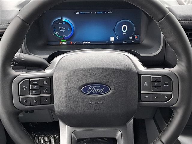 2025 Ford F-150 Lightning photo 12
