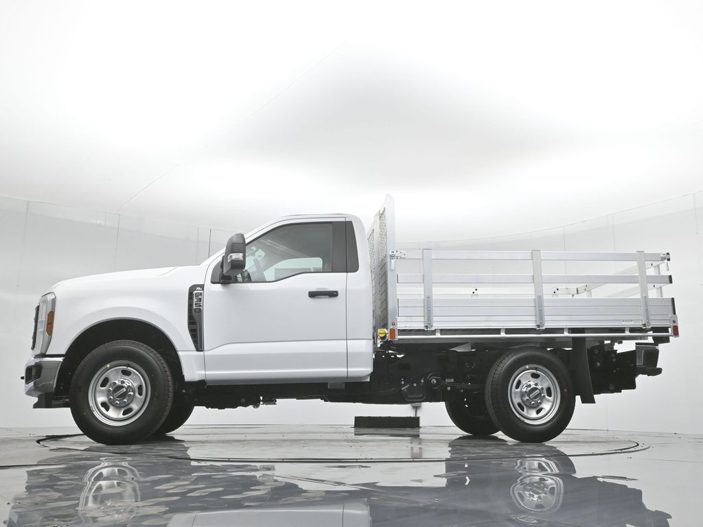 2024 Ford F-350 Super Duty XL
