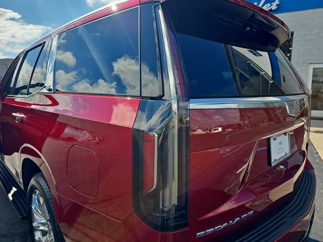 2023 Cadillac Escalade Premium Luxury photo 32