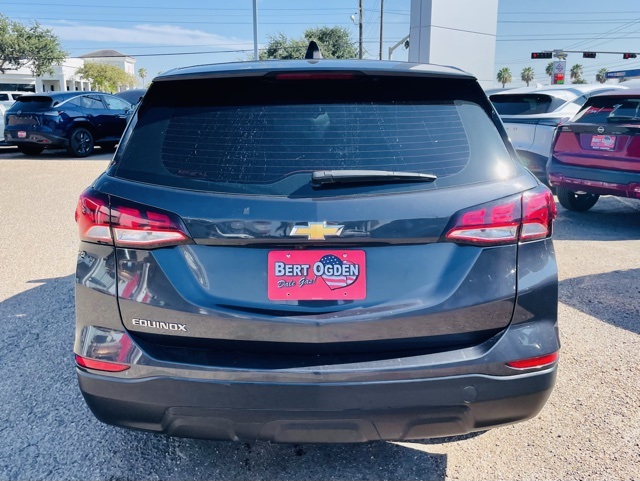 2022 Chevrolet Equinox LS photo 5