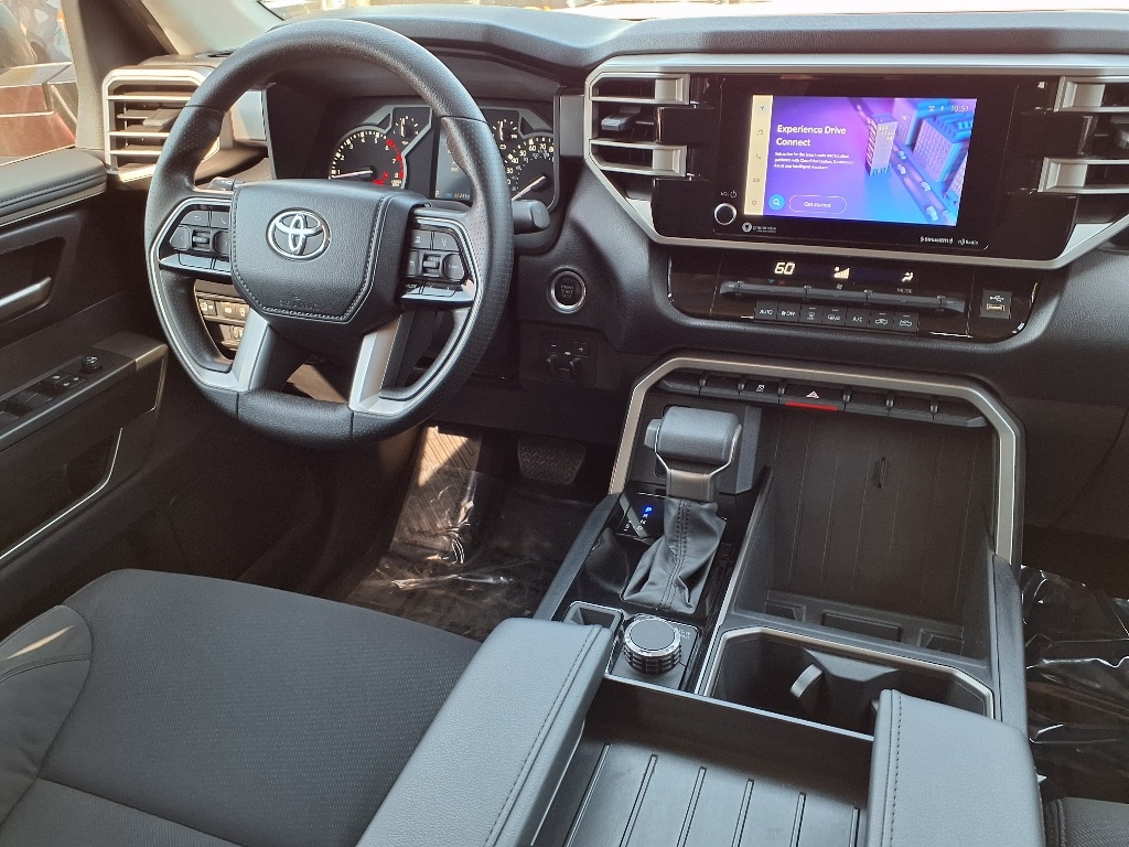 2023 Toyota Tundra SR5 CrewMax photo 19