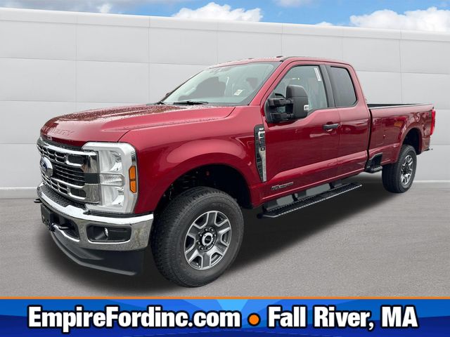 2025 Ford F-250 Super Duty XLT's photo