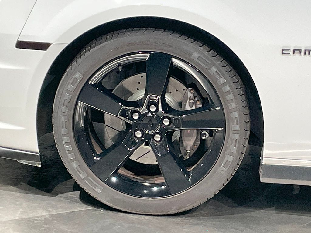 2012 Chevrolet Camaro SS photo 9