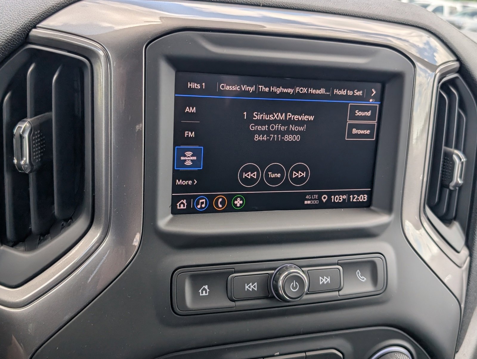 2025 Chevrolet Silverado 1500 Custom photo 10