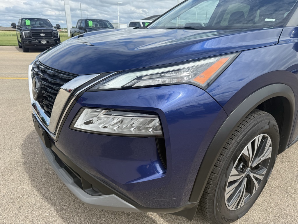 2023 Nissan Rogue SV photo 23