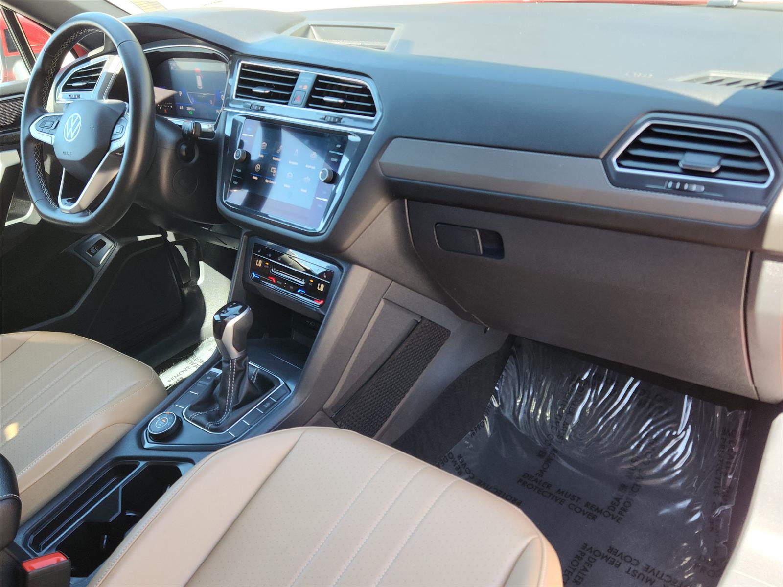 2022 Volkswagen Tiguan SE photo 14