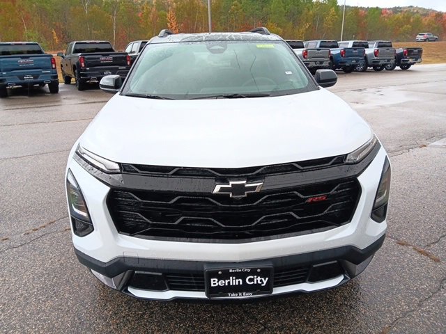 2026 Chevrolet Equinox RS photo 2