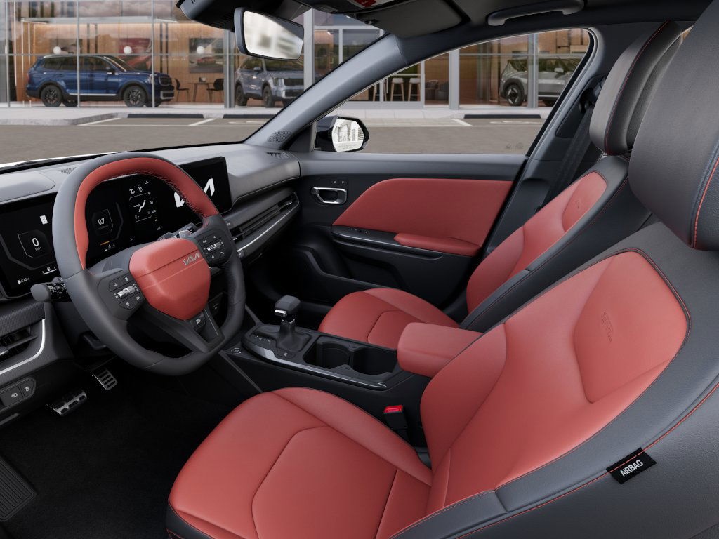 2025 Kia K4 GT-Line photo 15