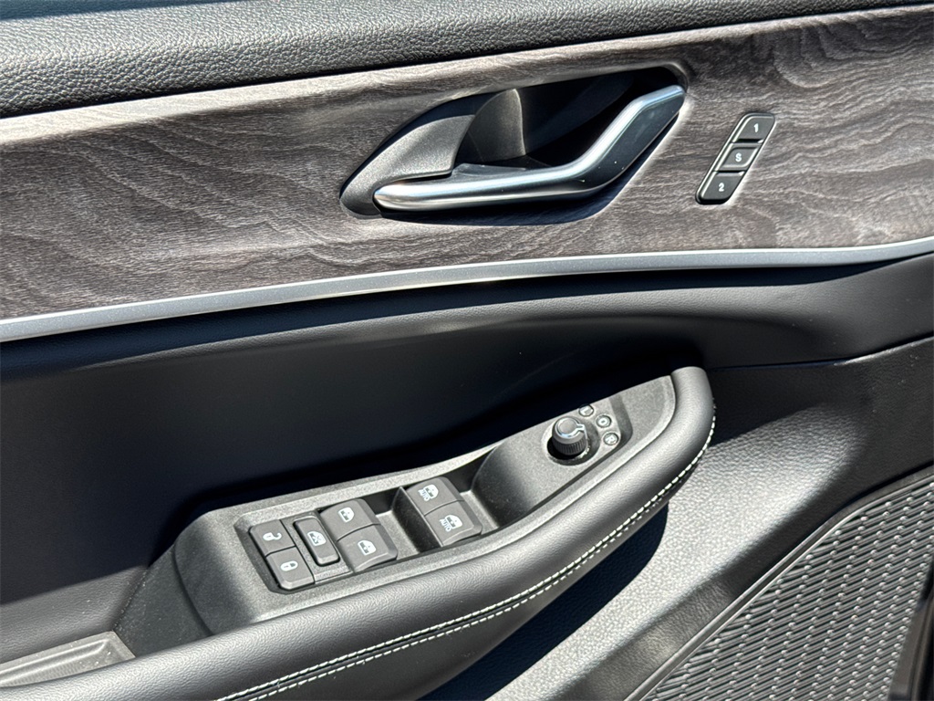 2025 Jeep Grand Cherokee Limited photo 27