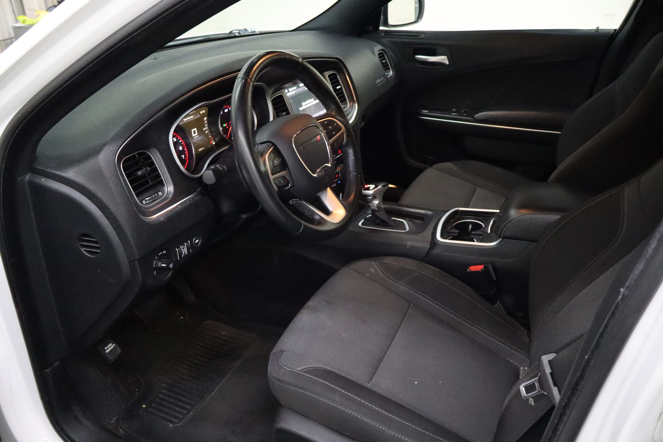 2018 Dodge Charger SXT Plus photo 20