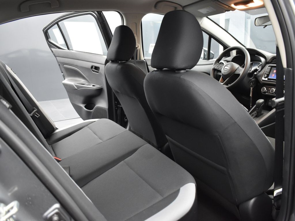 2025 Nissan Versa 1.6 S photo 14