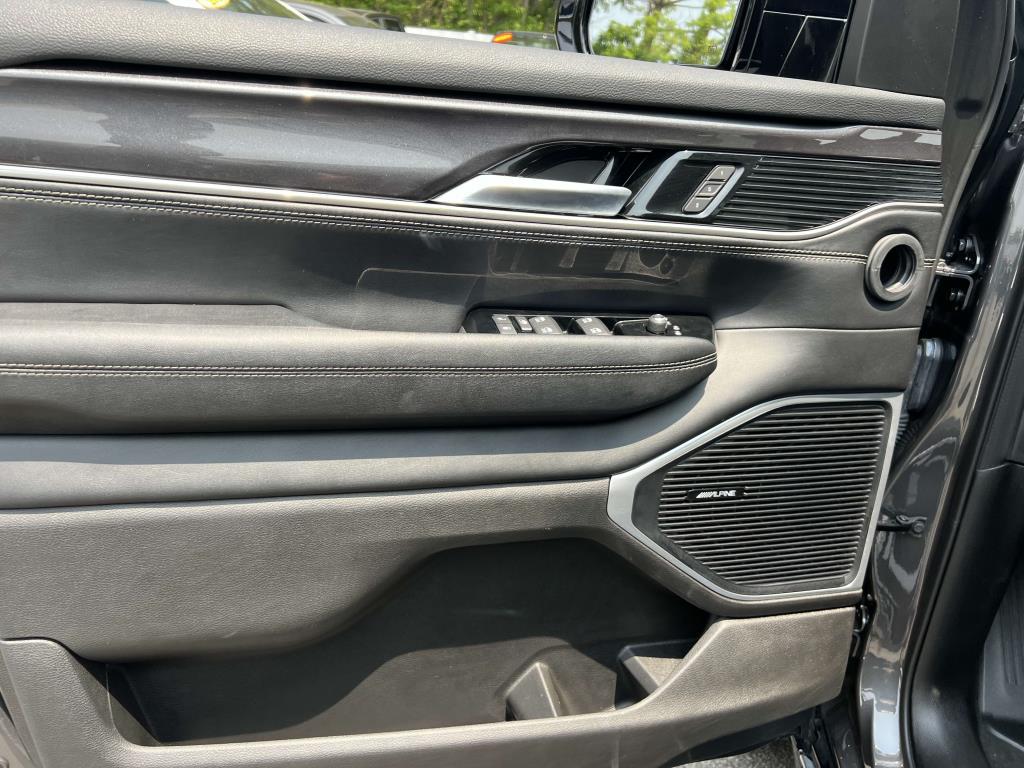 2024 Jeep Wagoneer Series I photo 15