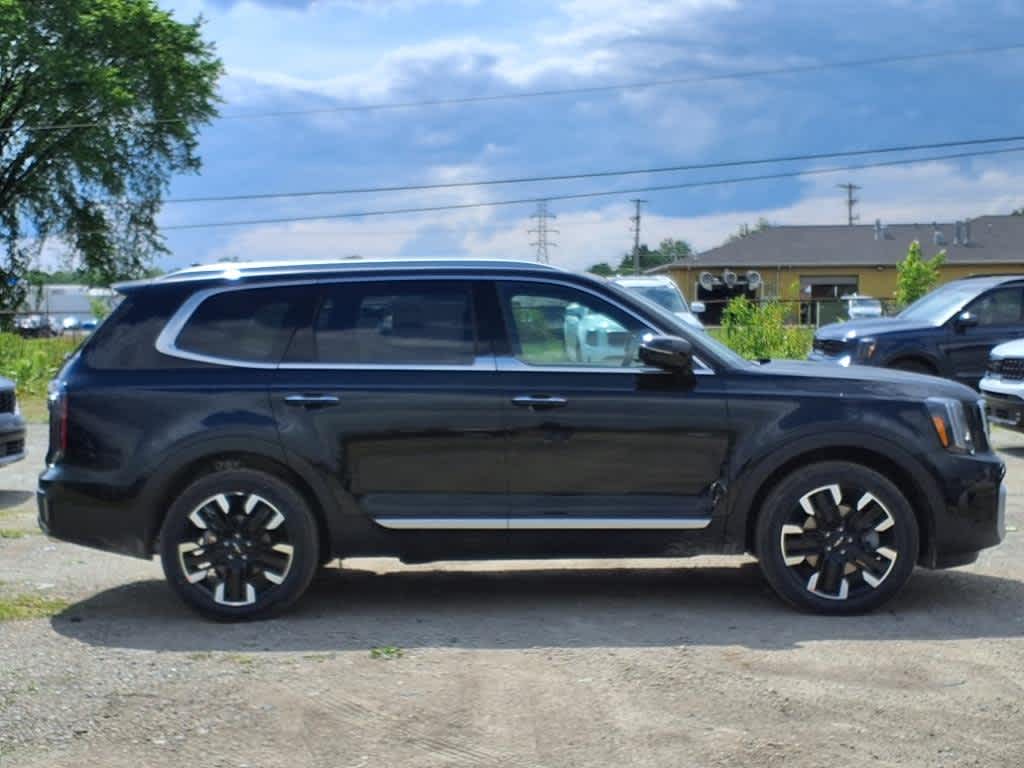 2025 Kia Telluride SX photo 2