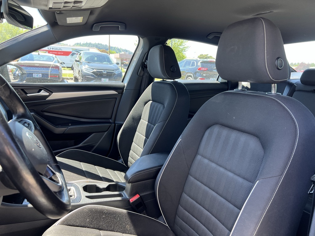 2023 Volkswagen Jetta 1.5T Sport photo 12