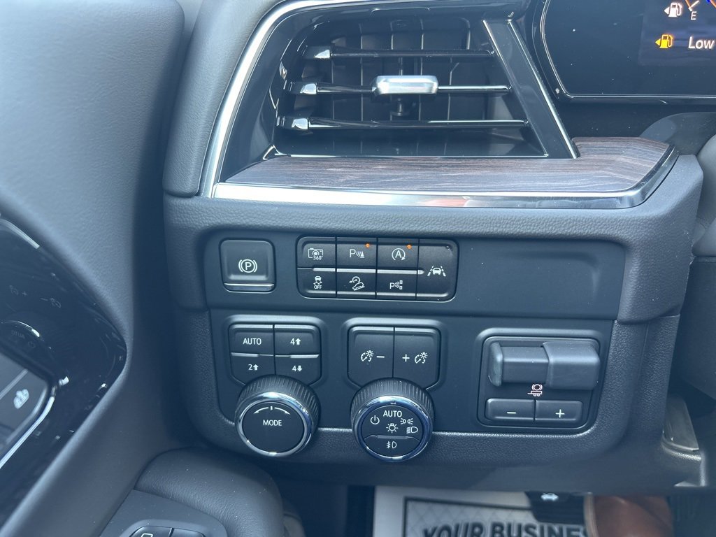2025 Chevrolet Tahoe LT photo 23