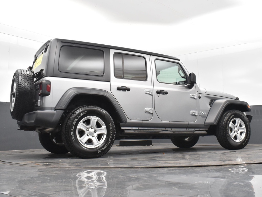 2018 Jeep Wrangler Unlimited Sport S photo 18