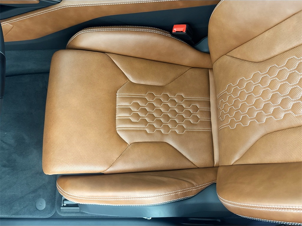 2023 Lamborghini Urus S photo 19