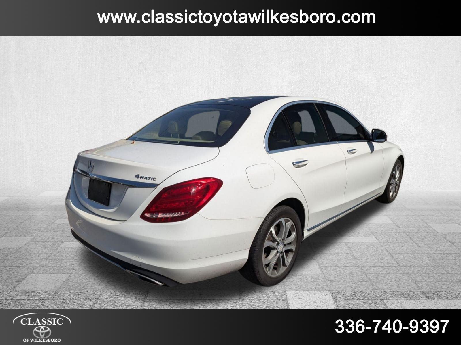 2017 Mercedes Benz C 300 4MATIC photo 5