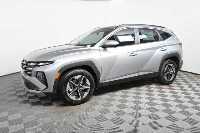 2026 Hyundai Tucson SEL photo 2