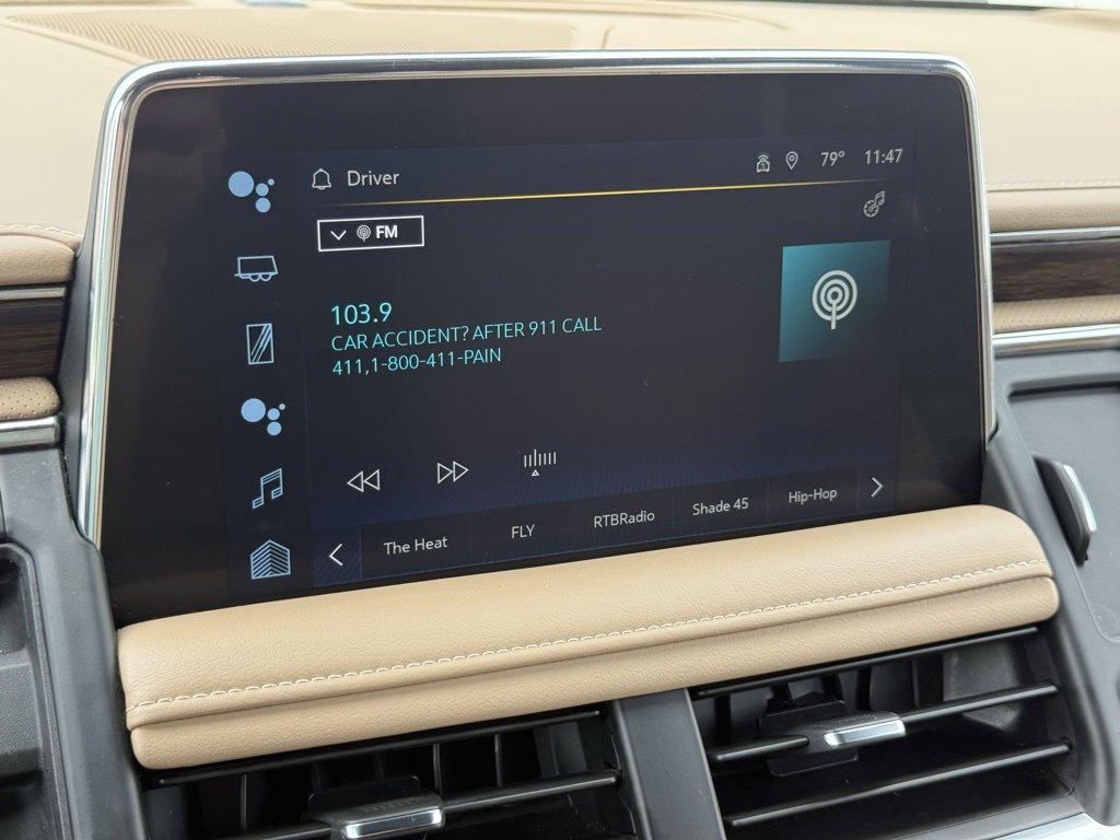 2024 Chevrolet Suburban Premier photo 28
