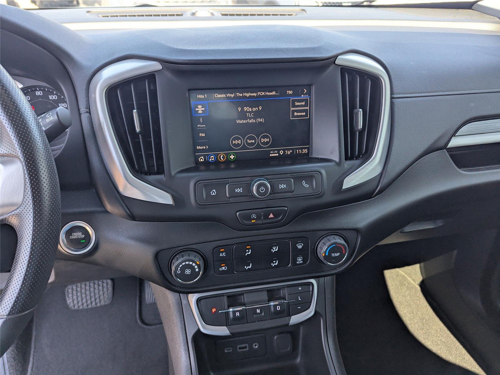 2022 Gmc Terrain SLE photo 22