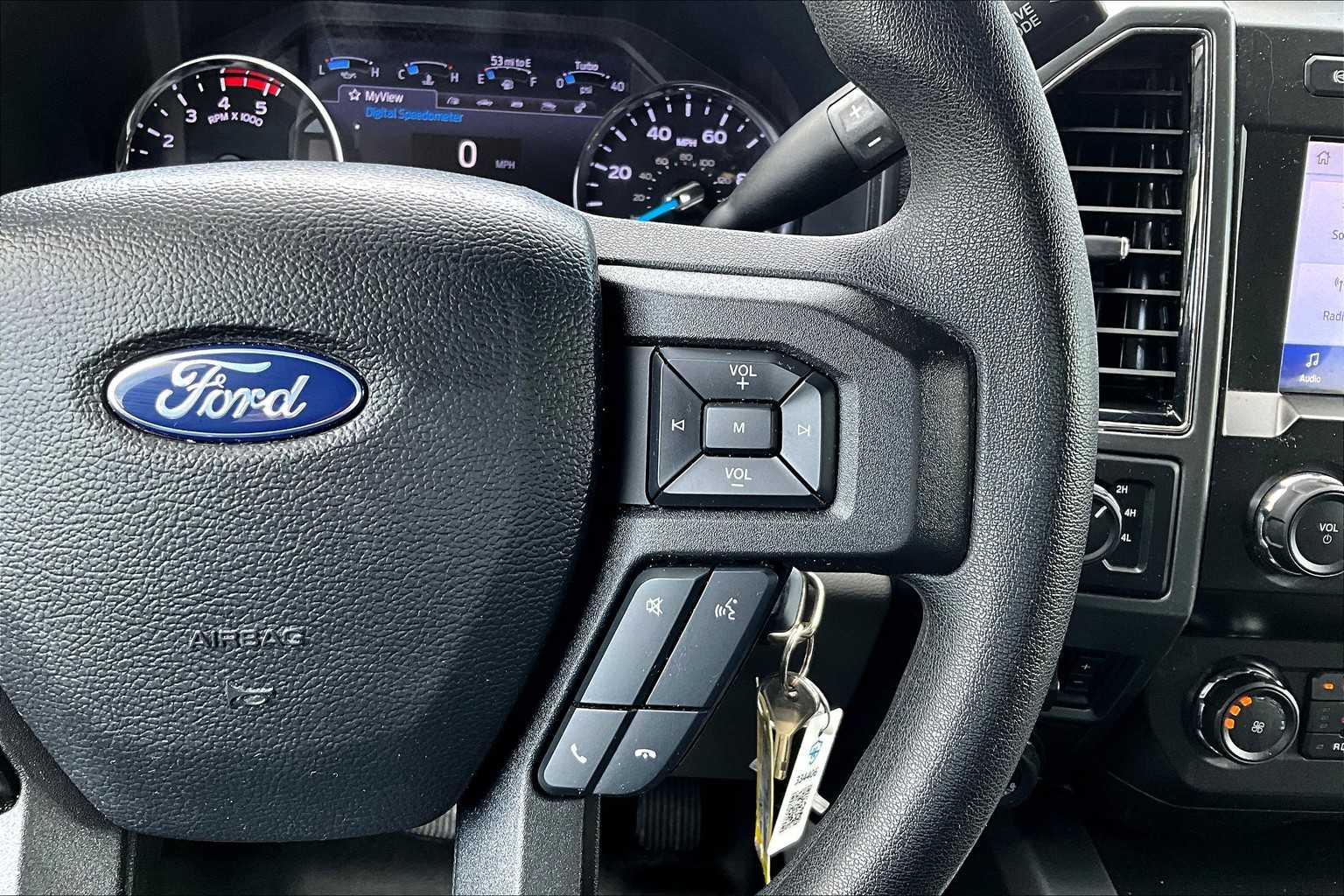 2020 Ford F-250 XLT photo 21