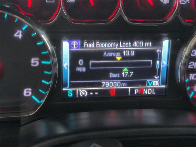 Used 2017 GRAPHITE METALLIC Chevrolet LT image 17