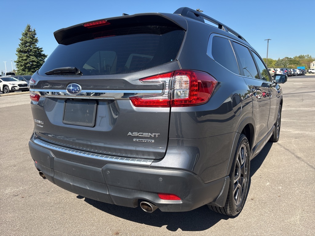 2023 Subaru Ascent Limited photo 3