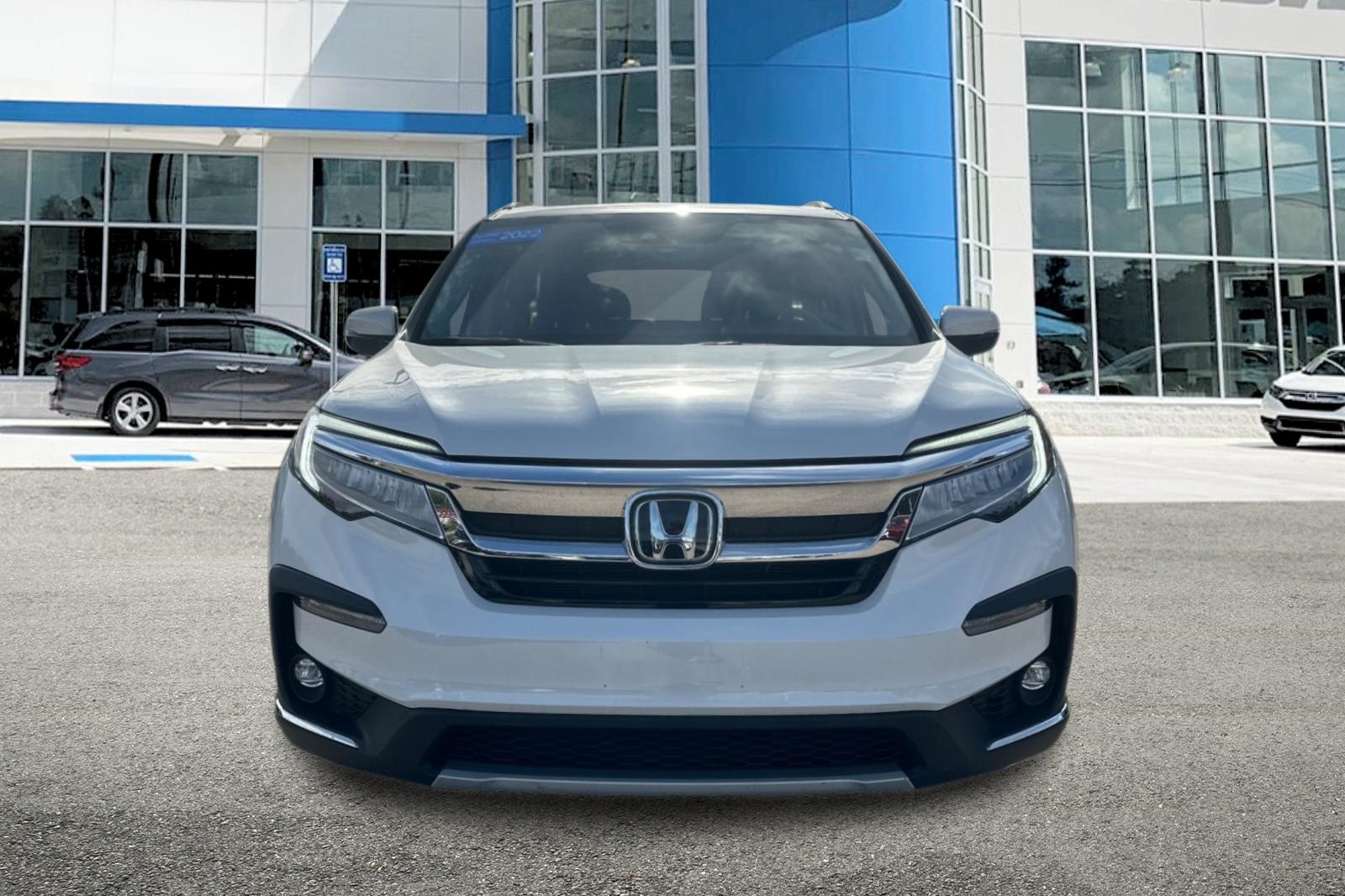 2022 Honda Pilot Touring photo 8
