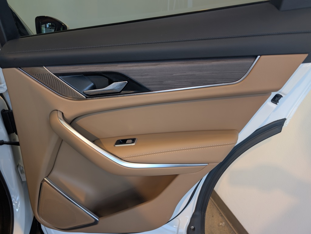 2023 Jaguar F-PACE P250 S photo 26