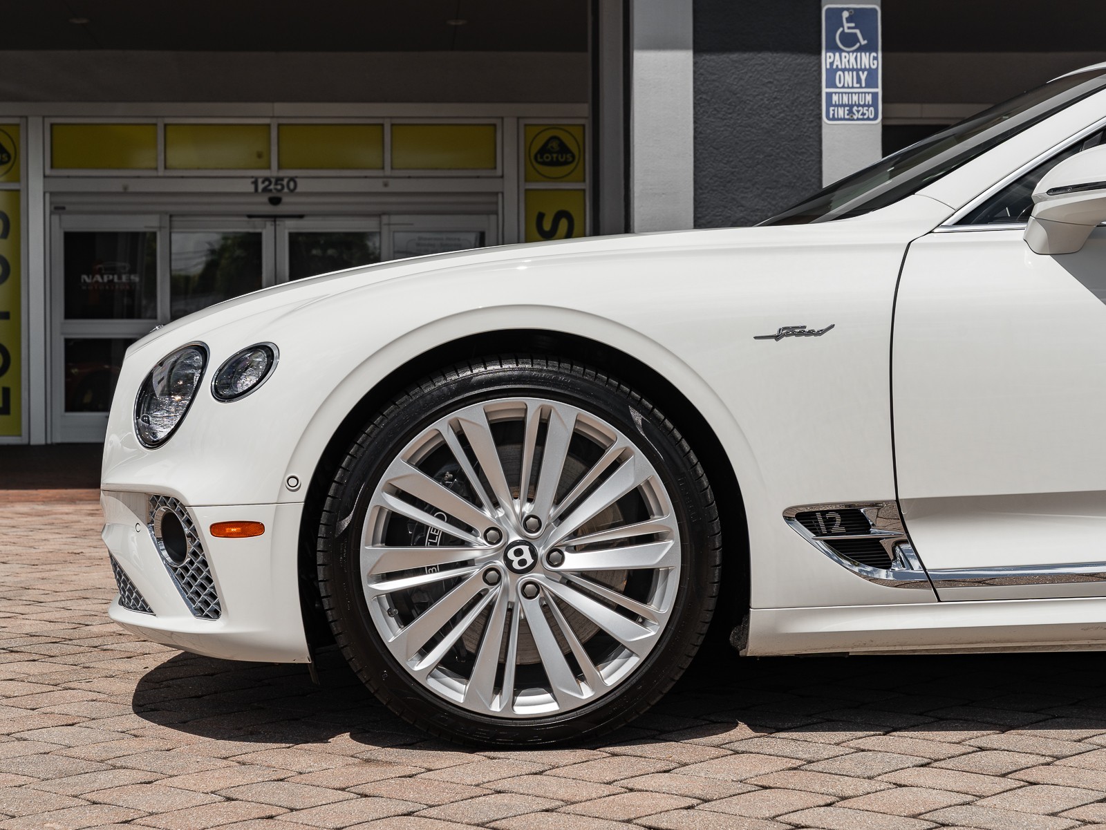2022 Bentley Continental GTC Speed photo 9