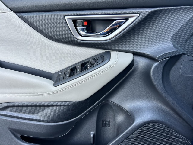 2021 Subaru Forester Premium photo 8