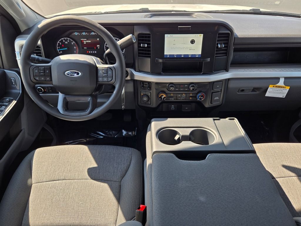 2026 Ford F-250 photo 17