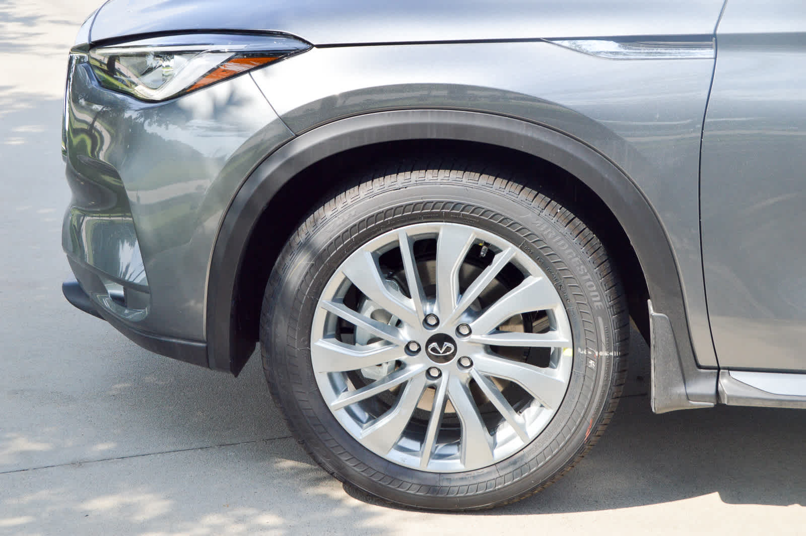 2025 Infiniti QX50 Luxe AWD photo 6