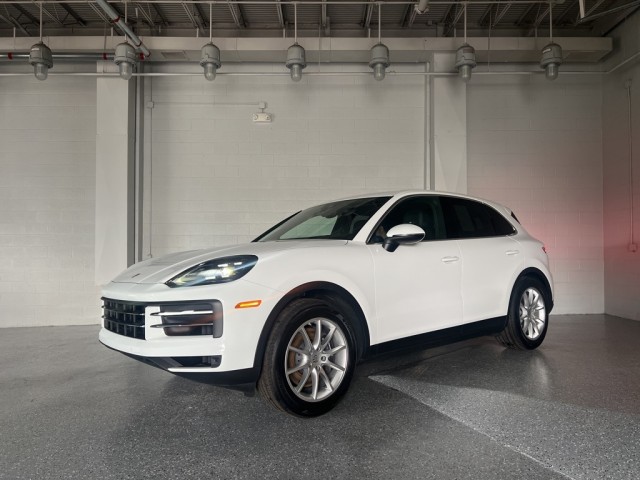 ポルシェ サッカーボール Cayenne