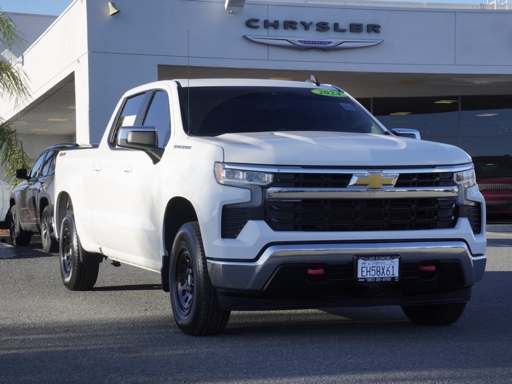 2024 Chevrolet Silverado 1500 LT's photo