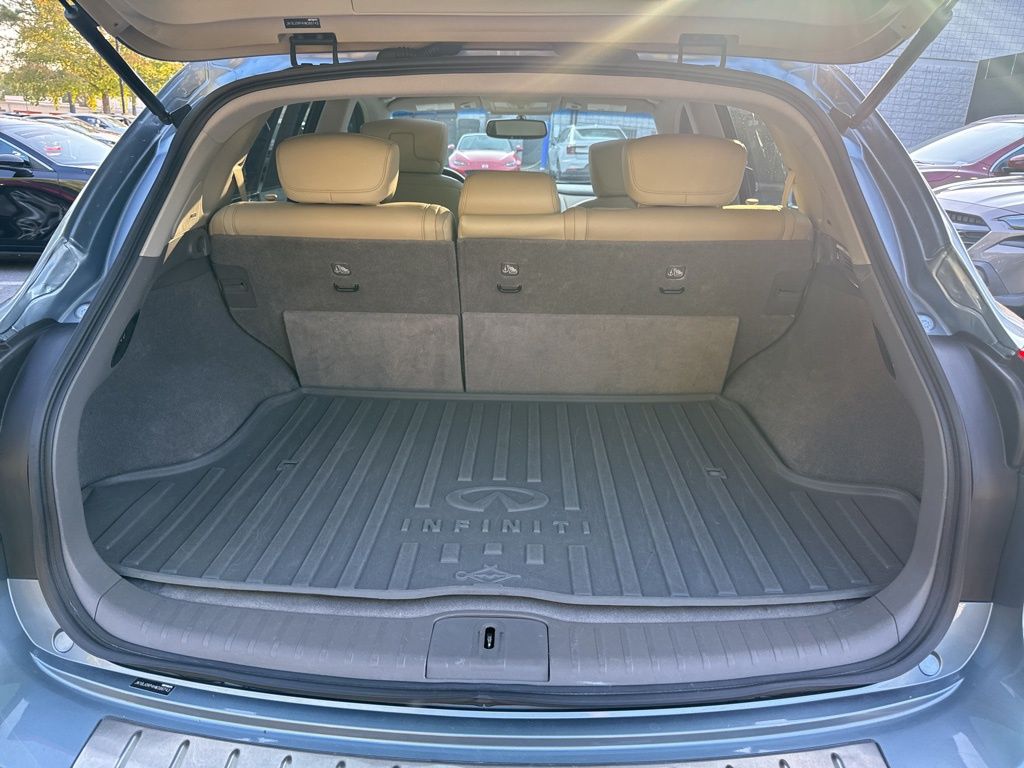 2017 Infiniti QX50 Base photo 27